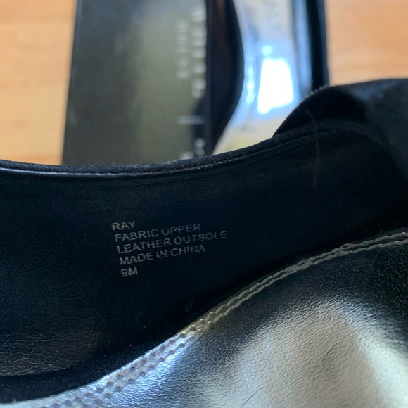 Heels - Picture 4 of 5